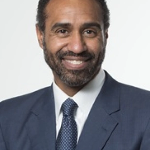 Troy Callahan board-certified labiaplasty surgeon