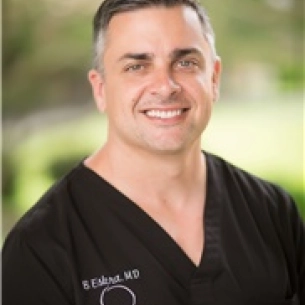Benjamin Eskra board-certified labiaplasty surgeon