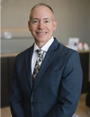 Paul Leahy board-certified labiaplasty surgeon