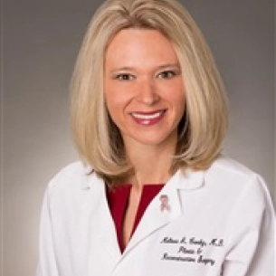 Melissa Crosby board-certified labiaplasty surgeon