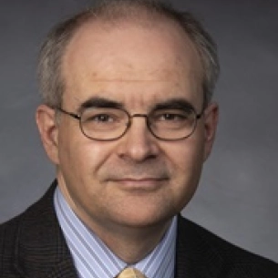 Alex Senchenkov board-certified labiaplasty surgeon