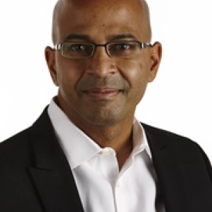 Deowall Chattar-Cora board-certified labiaplasty surgeon