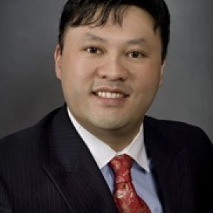 Umeng David Thao board-certified labiaplasty surgeon