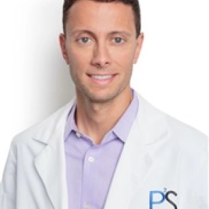 Ziv Peled board-certified labiaplasty surgeon