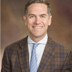 Jesse Taylor board-certified labiaplasty surgeon