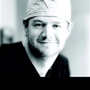 Christopher Robinson board-certified labiaplasty surgeon