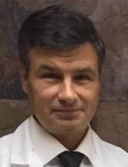 Adam Mecinski board-certified labiaplasty surgeon