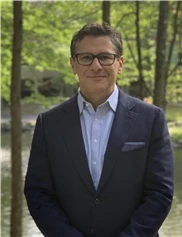 David Greenspun board-certified labiaplasty surgeon