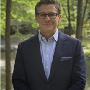 David Greenspun board-certified labiaplasty surgeon