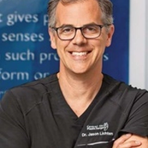 Jason Lichten board-certified labiaplasty surgeon