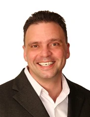 Jacob Gerzenshtein board-certified labiaplasty surgeon