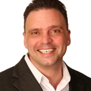 Jacob Gerzenshtein board-certified labiaplasty surgeon