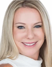 Jennifer Weintraub board-certified labiaplasty surgeon