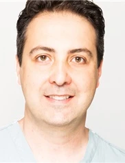 Raffy Karamanoukian board-certified labiaplasty surgeon