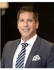 Gary Vela board-certified labiaplasty surgeon