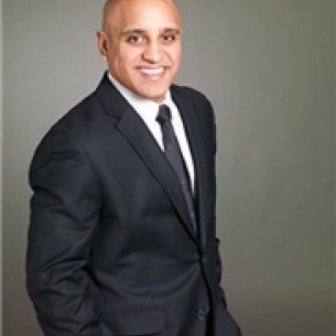 Nikesh Patel board-certified labiaplasty surgeon