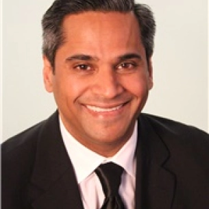 Manish Shah board-certified labiaplasty surgeon