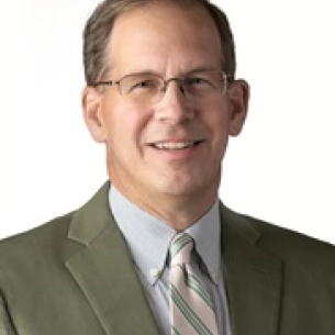 Paul Steinwald board-certified labiaplasty surgeon