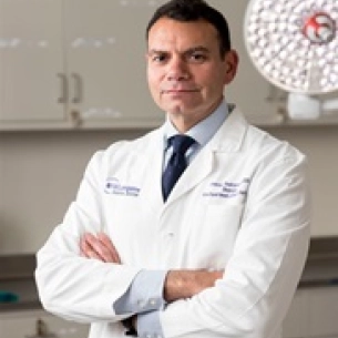 Eduardo Rodriguez board-certified labiaplasty surgeon