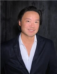 Richard Lee board-certified labiaplasty surgeon