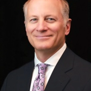 Stephen Paulsen board-certified labiaplasty surgeon
