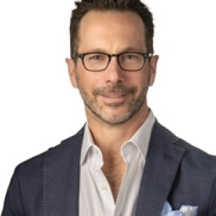 Andrew Wolfe board-certified labiaplasty surgeon