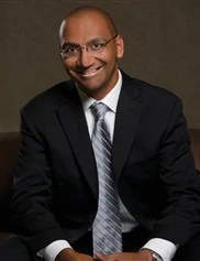 Naveen Setty board-certified labiaplasty surgeon