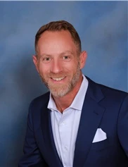Gil Kryger board-certified labiaplasty surgeon