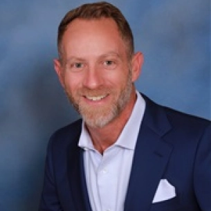Gil Kryger board-certified labiaplasty surgeon