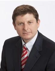 Ronald Silverman board-certified labiaplasty surgeon