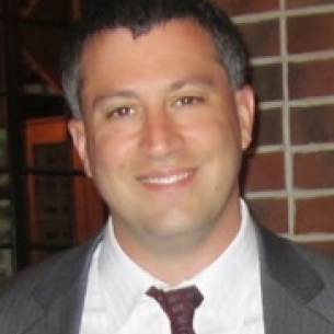 Matthew Clott board-certified labiaplasty surgeon