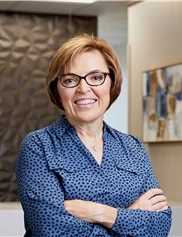 Jacqueline Luong board-certified labiaplasty surgeon