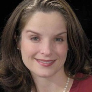 Della Bennett board-certified labiaplasty surgeon