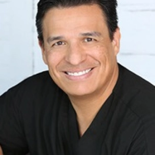 Jaime Bastidas board-certified labiaplasty surgeon