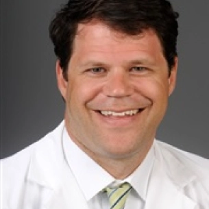 Adam Ravin board-certified labiaplasty surgeon