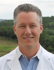 Cameron Craven board-certified labiaplasty surgeon