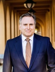 Moneer Jaibaji board-certified labiaplasty surgeon