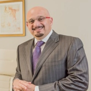Kamal Sawan board-certified labiaplasty surgeon