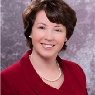 Laura Figura board-certified labiaplasty surgeon