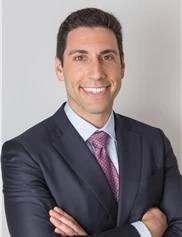 Kevin Cross board-certified labiaplasty surgeon