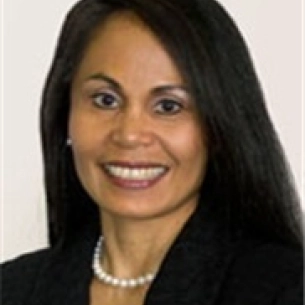 Sandra Sacks board-certified labiaplasty surgeon