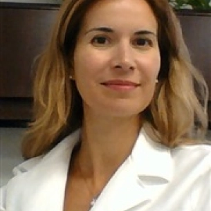 Silvia Rotemberg board-certified labiaplasty surgeon