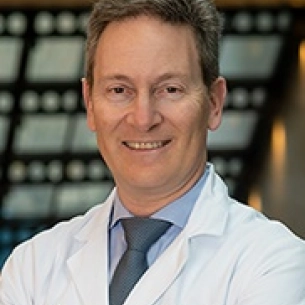Peter Taub board-certified labiaplasty surgeon