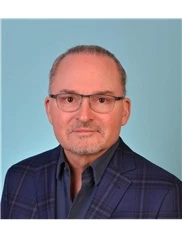 John Hunter board-certified labiaplasty surgeon