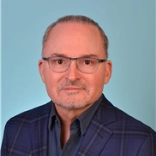 John Hunter board-certified labiaplasty surgeon