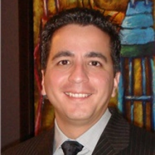 Joel Toro-Pagan board-certified labiaplasty surgeon