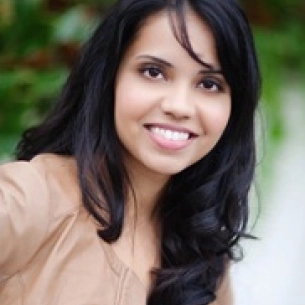 Faeza Kazmier board-certified labiaplasty surgeon