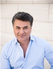 Andre Aboolian board-certified labiaplasty surgeon