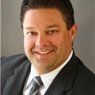 Walter Bernacki board-certified labiaplasty surgeon
