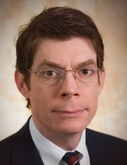 Eric Elwood board-certified labiaplasty surgeon
